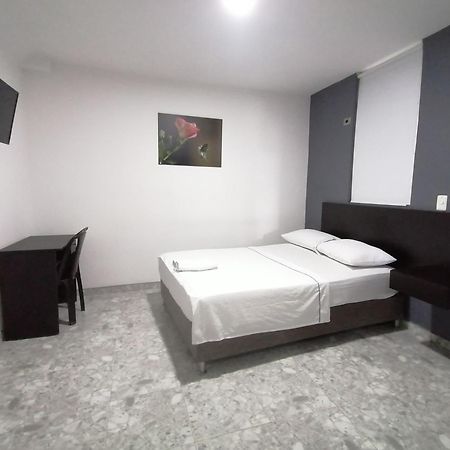 Hotel Bucare Yopal Zewnętrze zdjęcie