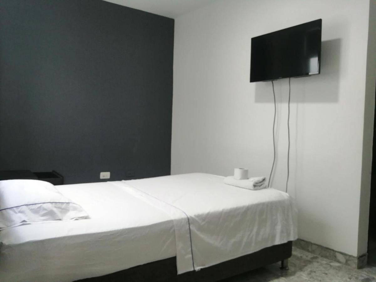Hotel Bucare Yopal Zewnętrze zdjęcie