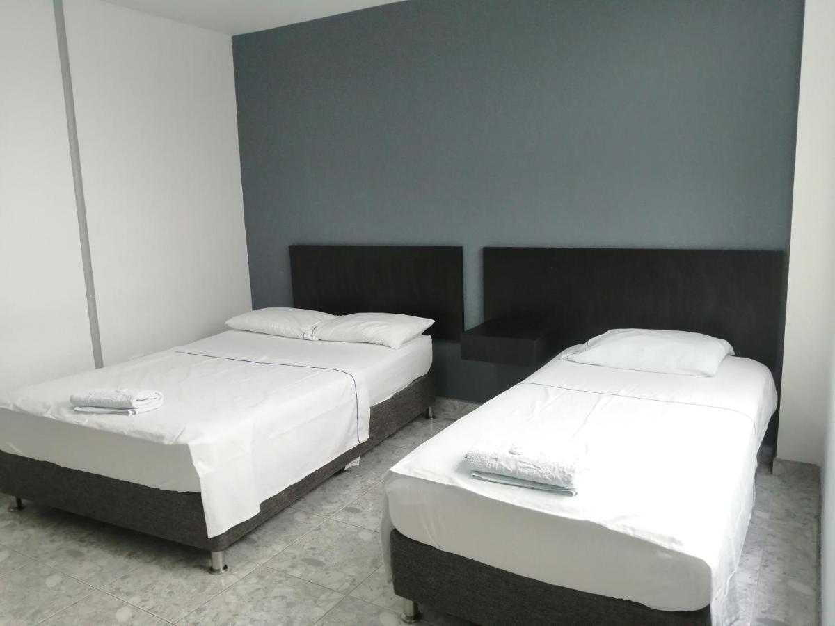 Hotel Bucare Yopal Zewnętrze zdjęcie