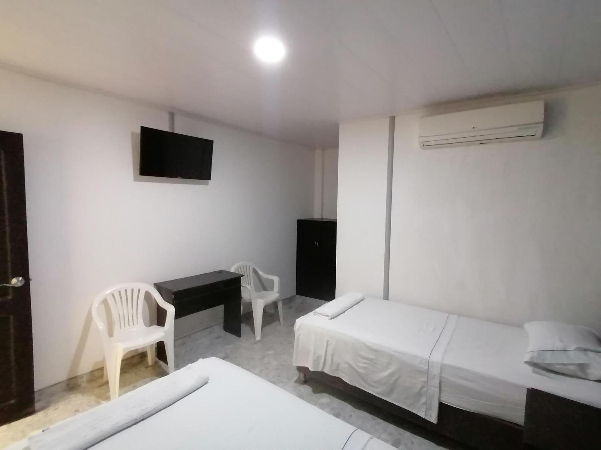 Hotel Bucare Yopal Zewnętrze zdjęcie
